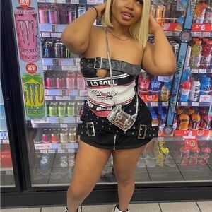 Race car Black and White Buckle Mini Top🏎️🖤